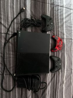 Xbox one 500gb  + games