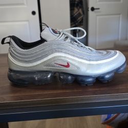 NEW NIKE AIR VAPORMAX 