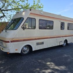 1988 Bounder Fleetwood RV