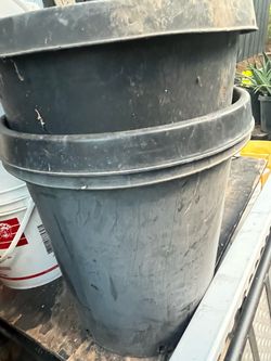 Large Black Plastic Garden Planters