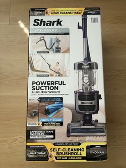 Shark Navigator Lift-Away Upright Vacuum Self-Cleaning Brushroll Powerfins