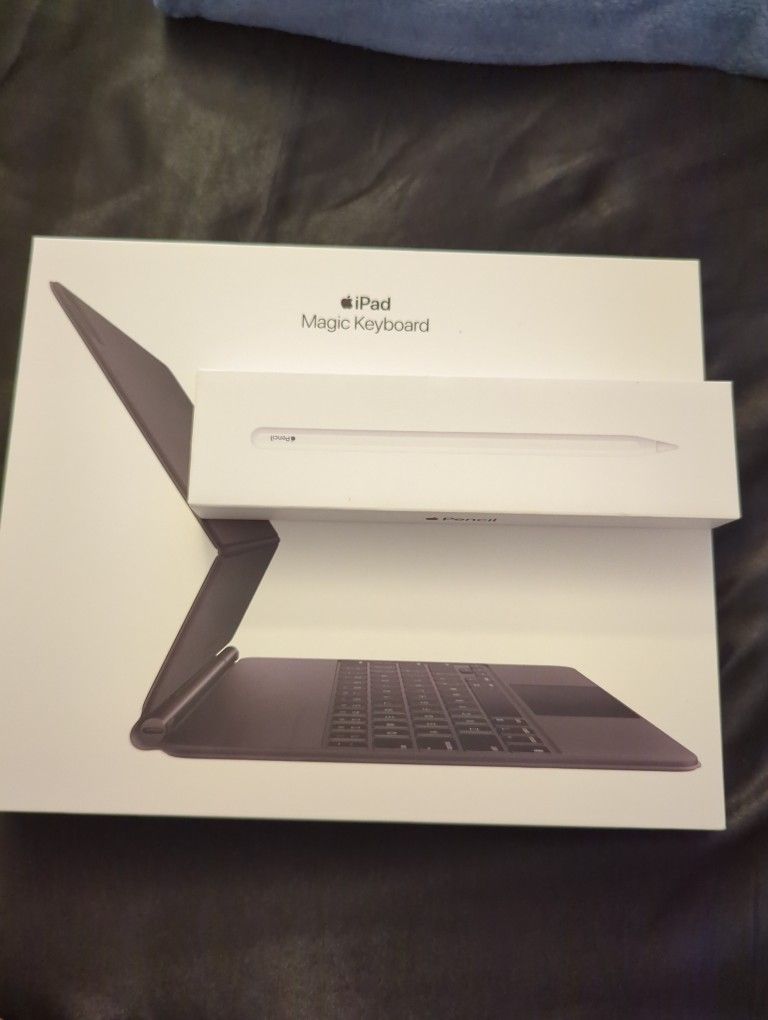 iPad Magic Key Board And Pencil