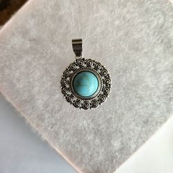 BLUE HOWLITE TURQUOISE FASHION TRENDY BOHO PENDANT