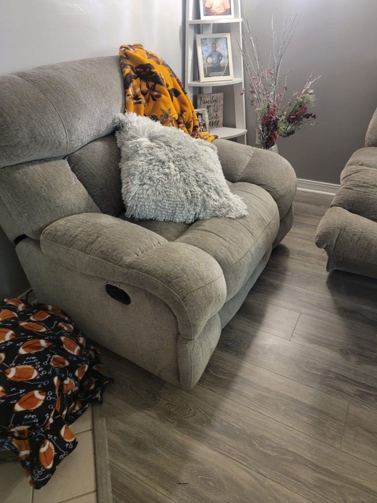 Sofa set - Recliner 