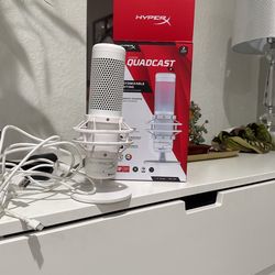 HyperX mic With Pop Filter