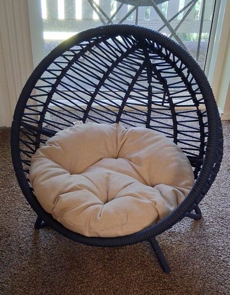 Small Dog/Cat Bed or Chair