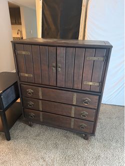 $0 FREE DRESSER
