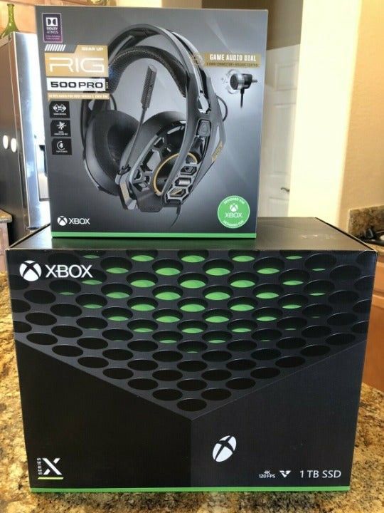 Xbox Series X Bundle