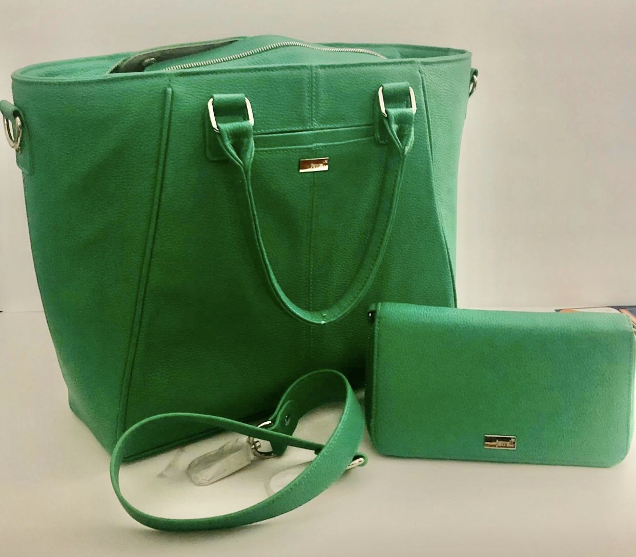 Jewell by Thirty One Diamond District Handbag Benjamins Wallet