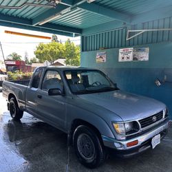 Toyota Tacoma 