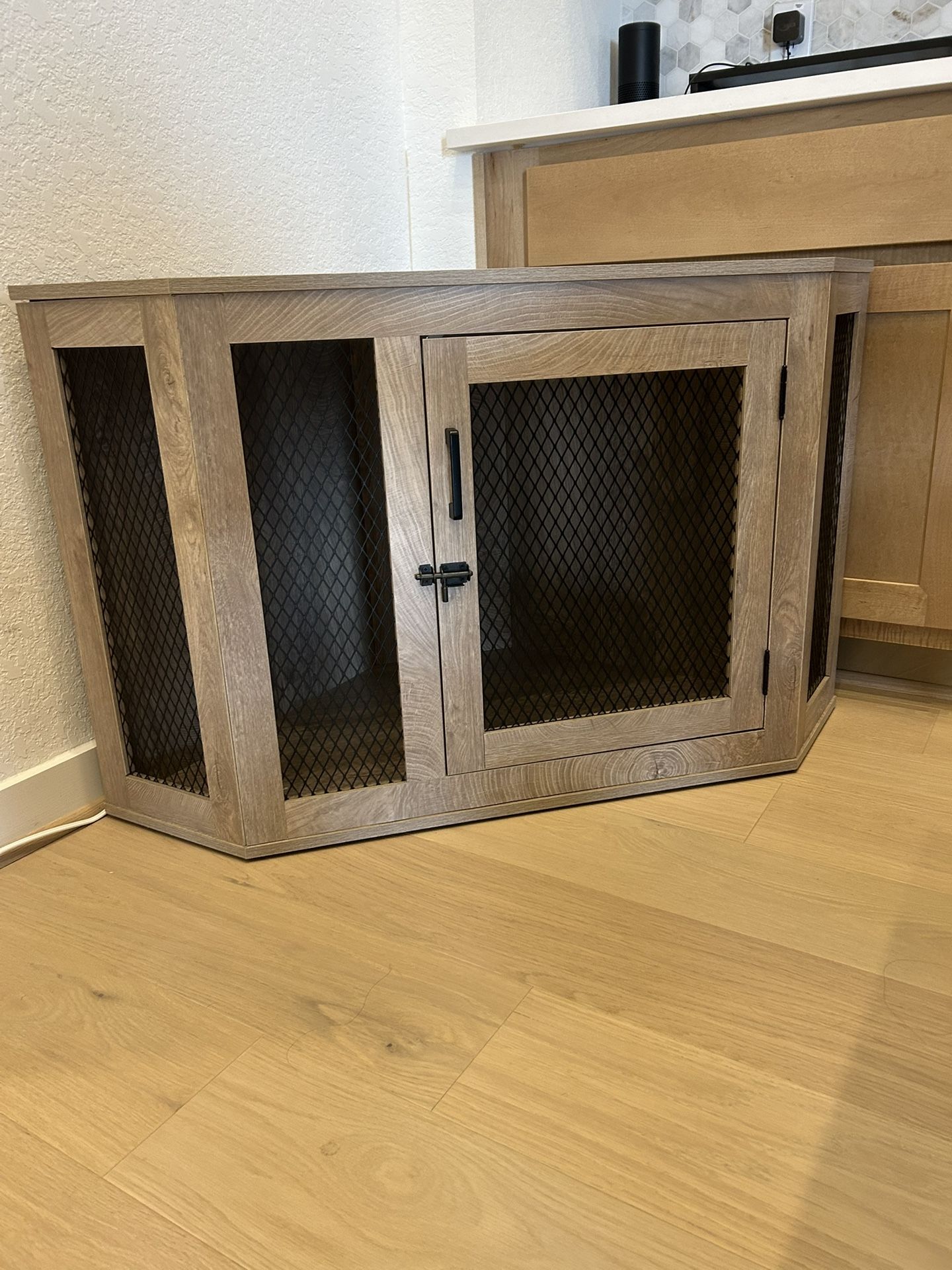 Corner Dog Kennel