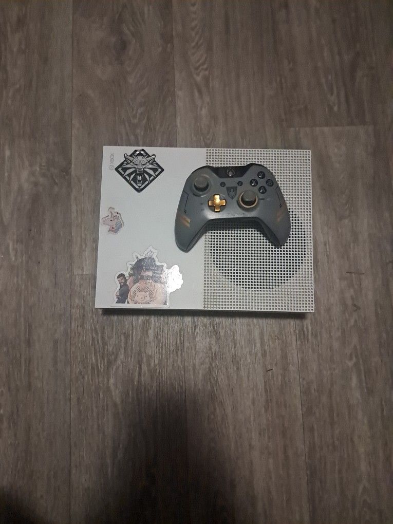 Xbox One S 2tb Comes With Cables And Controller