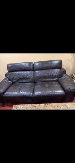Real leather sofa and 2 armchair Recliners