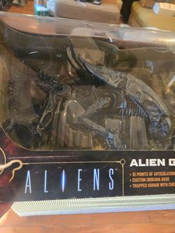 ALIEN QUEEN MCFARLANE TOYS