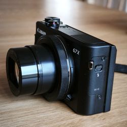 Canon G7x Mark II