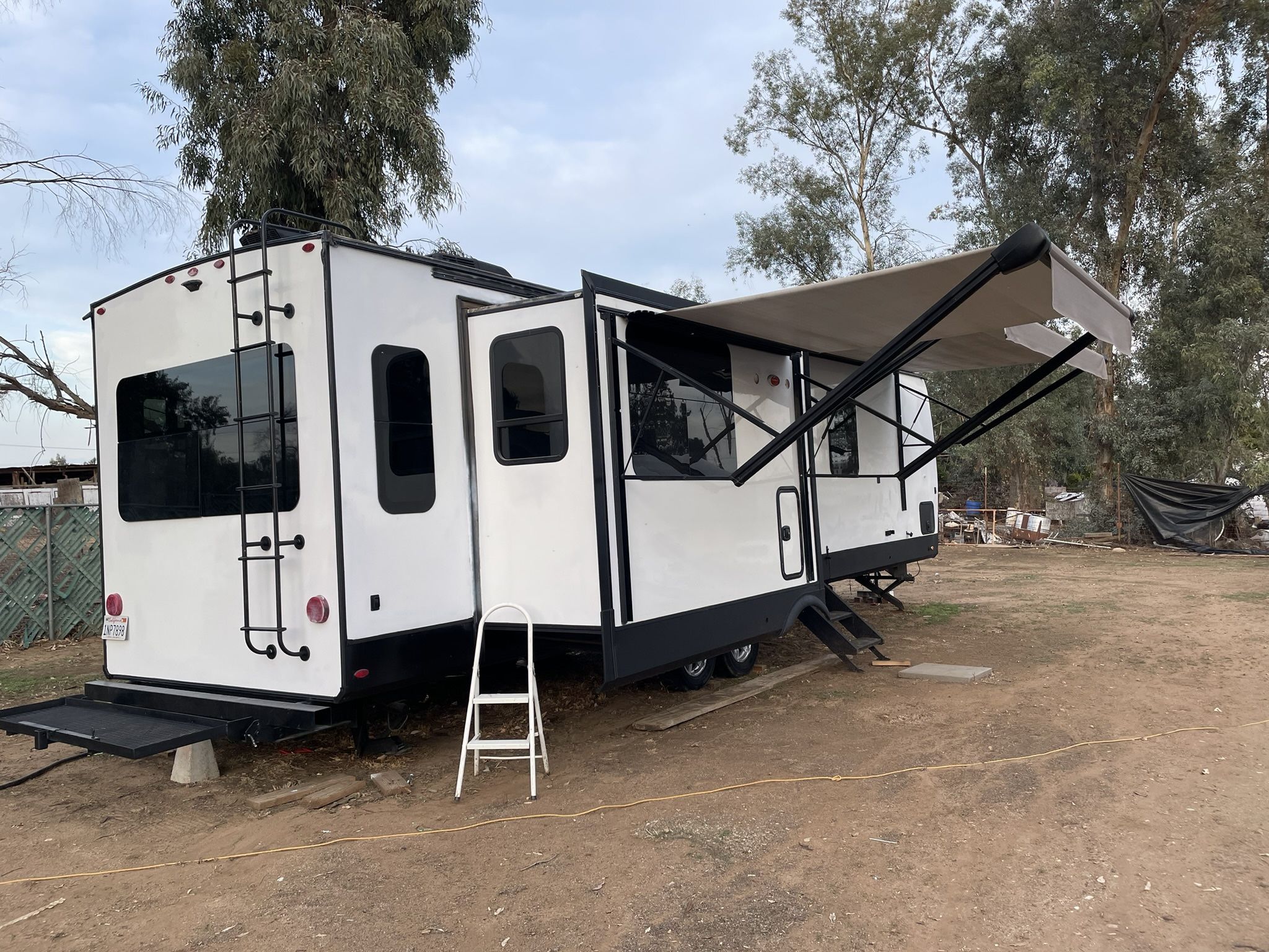 2021 Signature Rocketed Travel Trailer