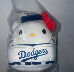DODGER HELLO KITTY SQUISHMELLOW WILLING TO TRADE FOR A WILL SMITH 2025 BOBBLE HEAD