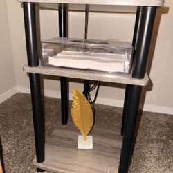 MOVING SALE!!! —- 2 End Tables 