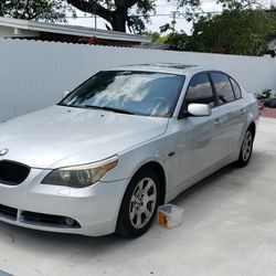 2004 BMW 525i Parts Out 