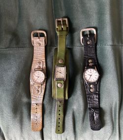 Leather strap watches