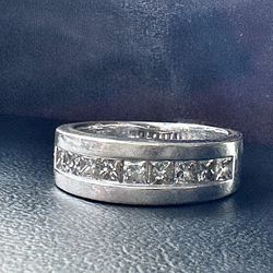 1.25 Carats Male Wedding Ring
