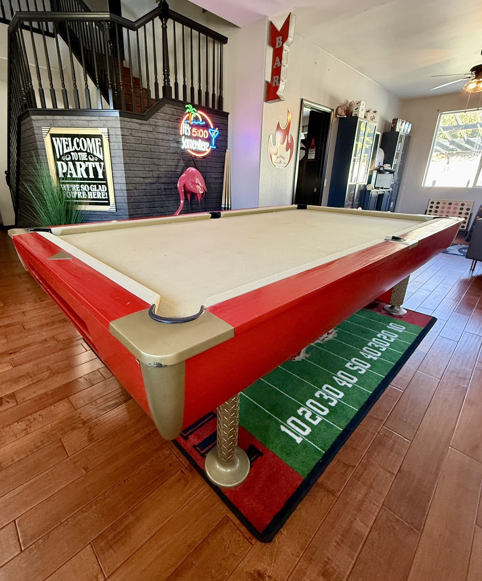 Pool table