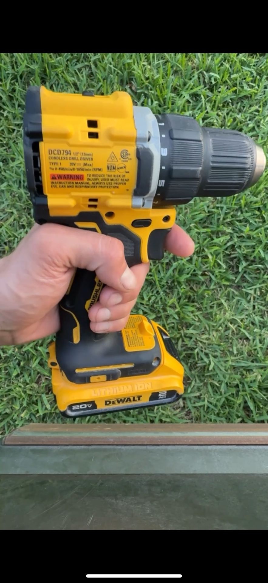Dewalt Atomic Drill (Like New) DCD794