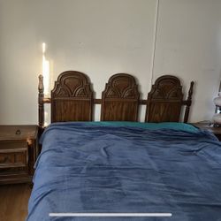 Wooden Elegant Bedroom Set