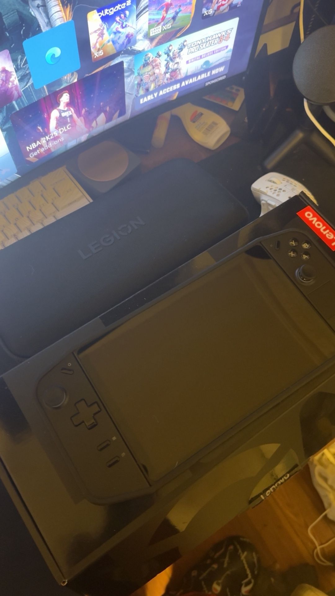 Lenovo Legion Go Z1 Extreme 16gb 1TB SSD