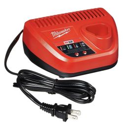 Milwaukee M12 Charger