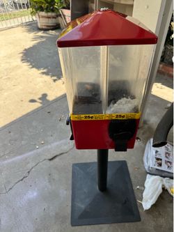 Candy machine dispenser gumball