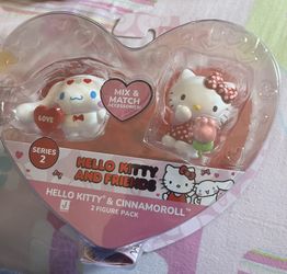 Hello Kitty And Cinnamon Roll