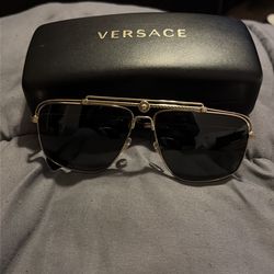 NEW VERSACE SUNGLASSES