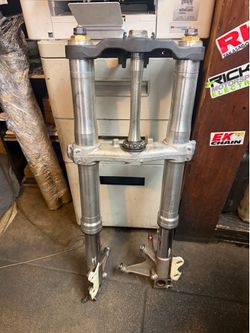 CBR1000RR FRONT END 2004 Honda complete