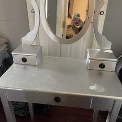 Small vanity 