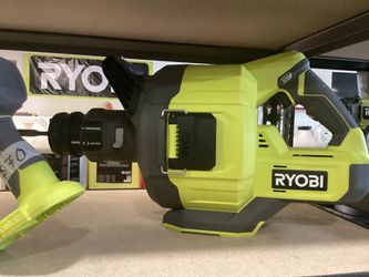 RYOBI ONE+ 18V Cordless Drain Auger with 35 ft Cable, LED Light, Auto Feed/Retract, Cable Lock, Enclosed Drum (Tool Only) $140