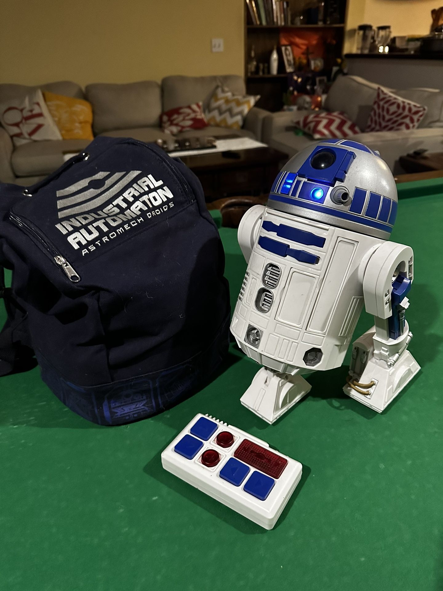 Disney RC R2D2