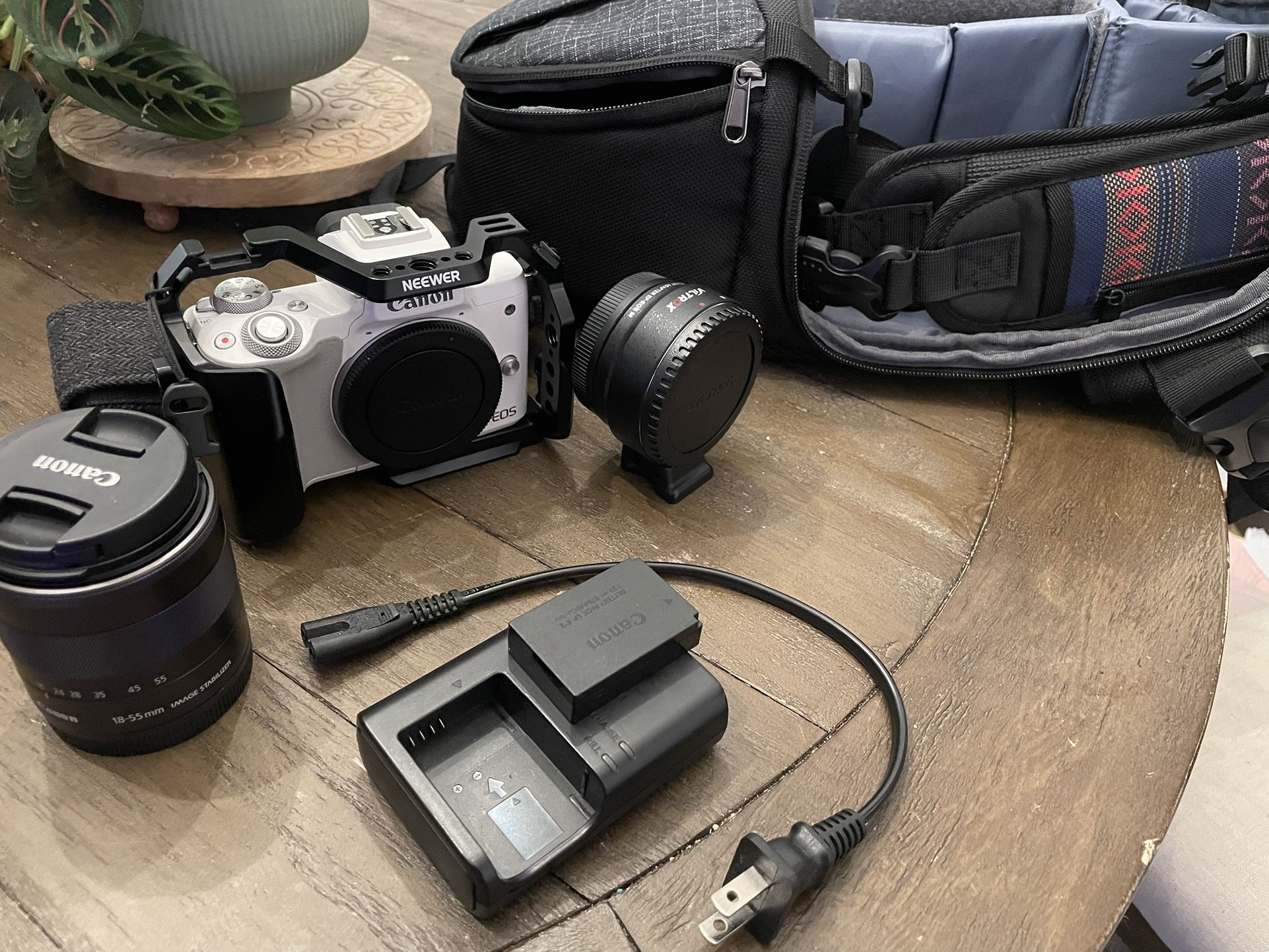 Canon M50