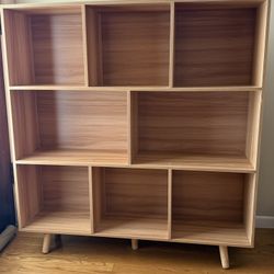 Bookshelf / Toy Storage