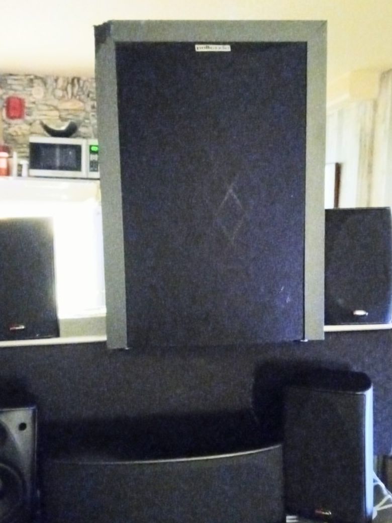 Polk Audio Surround Sound Home Theater System