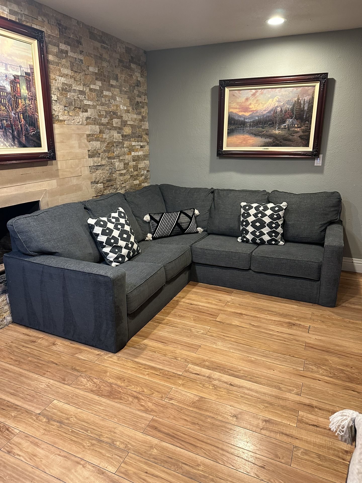 FREE DELIVERY Ashley Furniture Sectional Sofa for Sale in Danville, CA