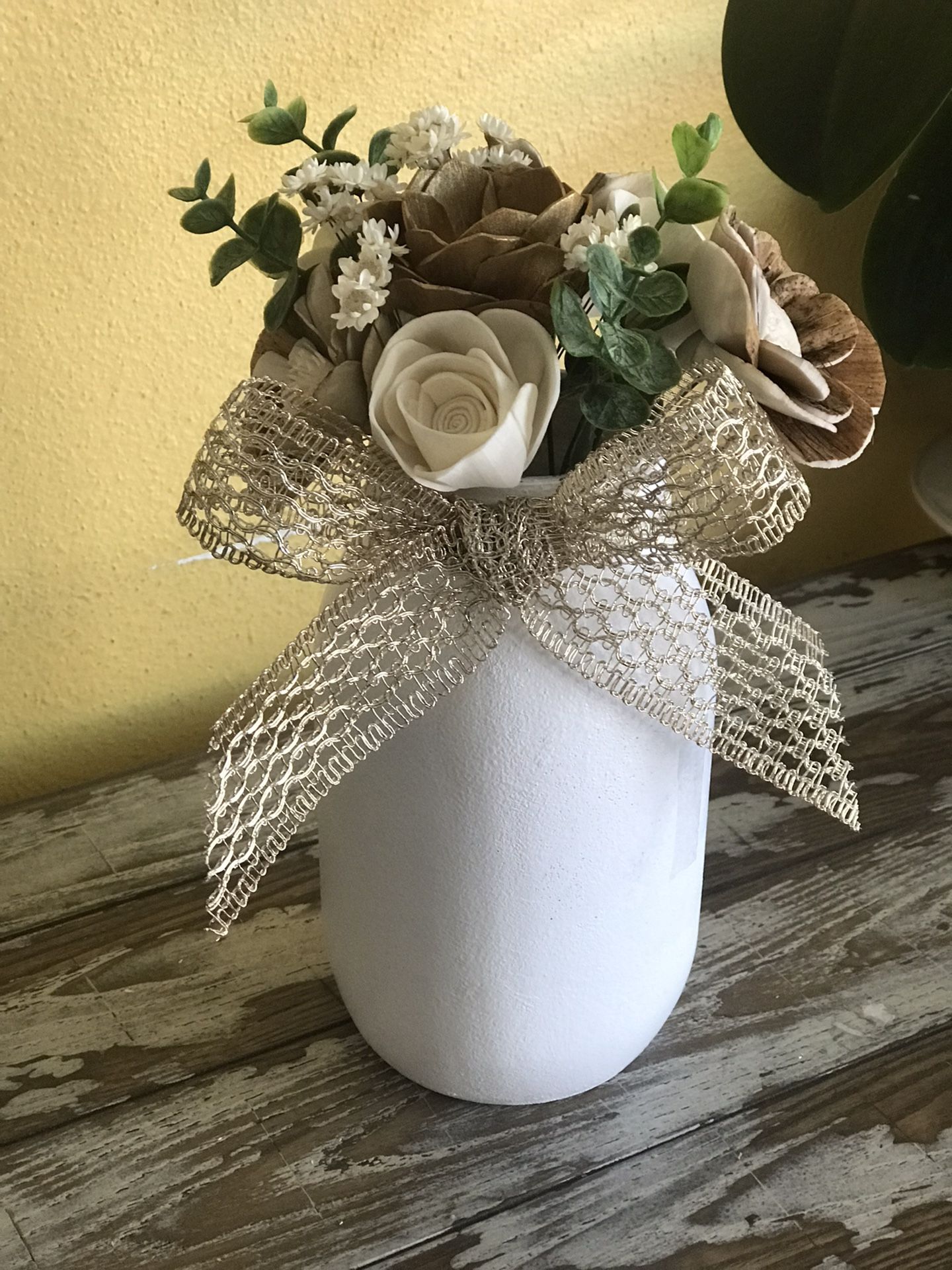 Centerpieces Made With Wood Flowers 