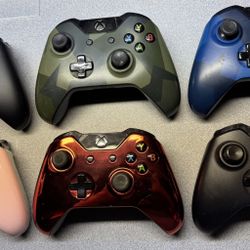 Xbox One Controllers 