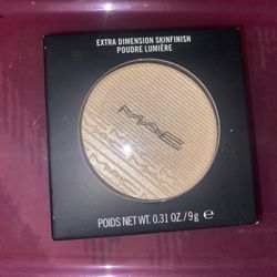 MAC Extra Dimension Highlighter