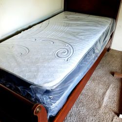NEW TWIN MATTRESS. Bed frame is not available. Take it home the same day 👍