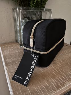 NWT Sonia Kashuk Travel Makeup Cosmetic Toiletry Zip Bag-Black New