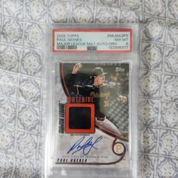 Topps Paul Skenes Autograph Patch Card #17/25