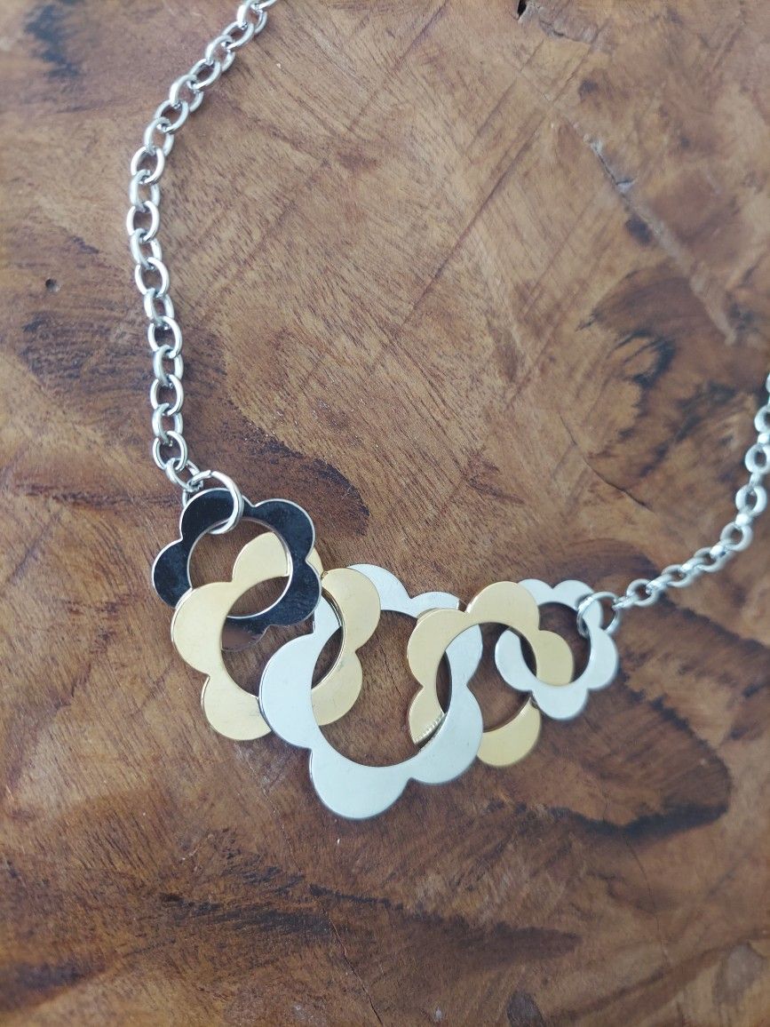 Flower Necklace