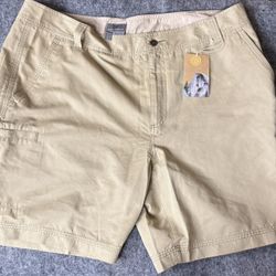 Royal Robbins Shorts Mens 40/8 Beige Tan Flat Front Casual Outdoors Summer