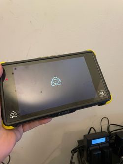 The Atomos Shogun Flame is a 7", 1920 x 1200 on-camera recording monitor that combines 4K recording with a 10-bit FRC panel that supports native displ